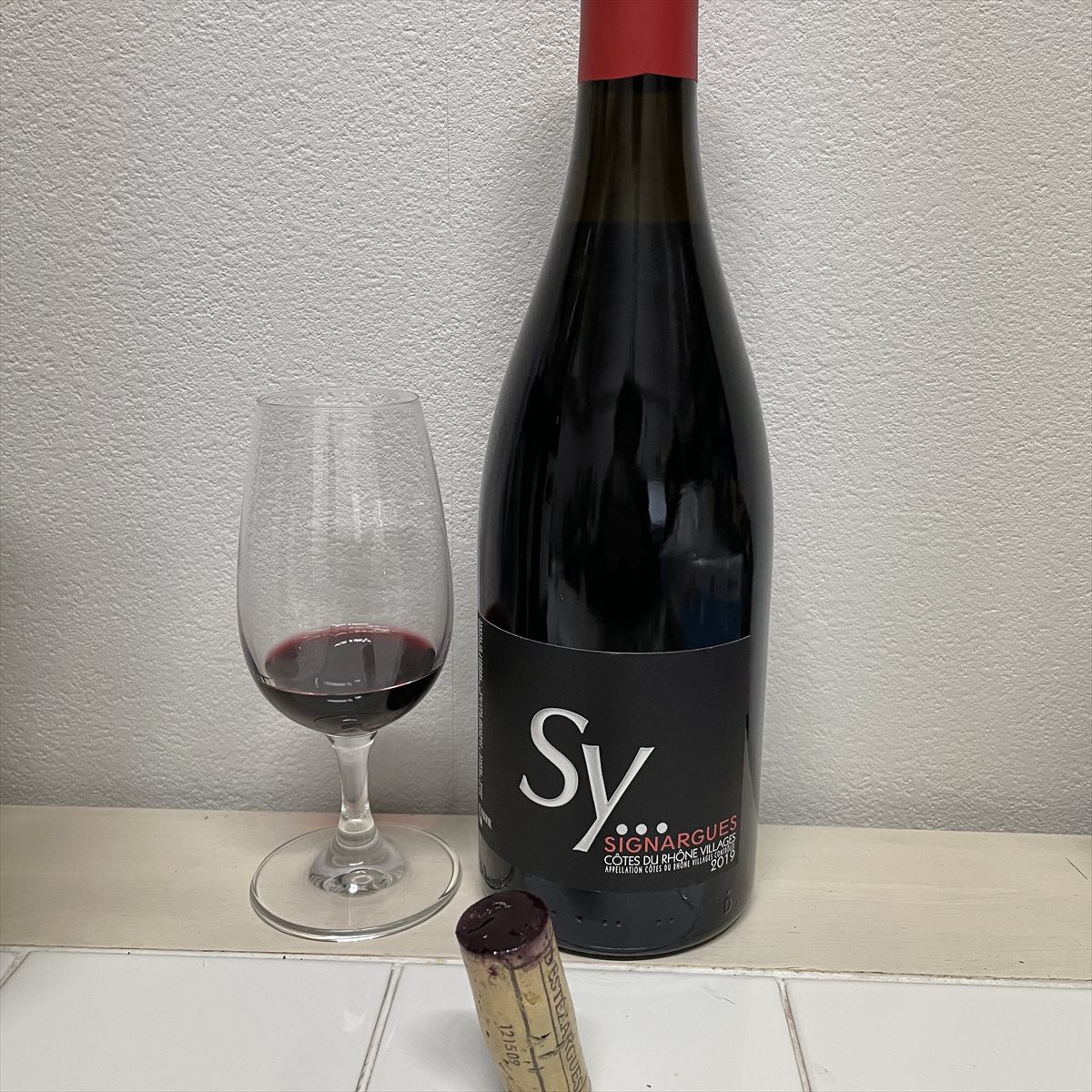 Sy...(シー) コート・デュ・ローヌ ヴィラージュ シニャルグの外観