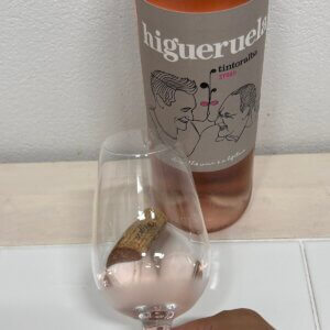 イゲルエラ ロゼの外観