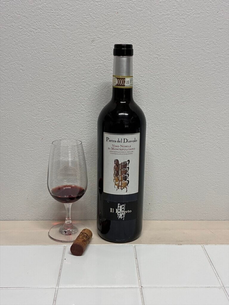 ヴィーノ　ノビレ　ディ　モンテプルチャーノ　ピエトラ　デル　ディアヴォロ